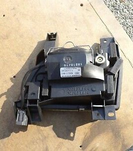 n°sa439 antibrouillard avd mazda 323 premacy b25g51680c neuf DPA86