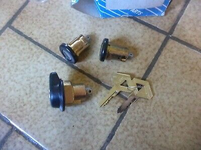 n°gd640 lot serrures renault r9 7700795759 yang sing neuve DPA86
