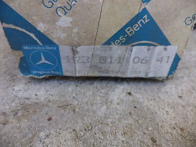 n°vm17 support retroviseur avd mercedes w123 1238110641 neuf DPA86