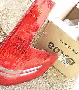 n°dr42 feu ard citroen c4 6351t8 neuf DPA86