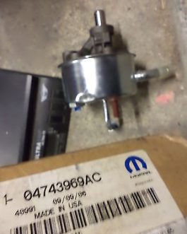 n°z579 pompe direction assistee chrysler voyager 4743969ac neuve DPA86