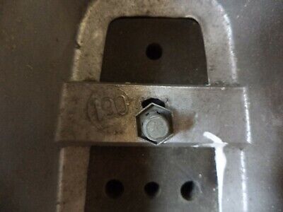 n°nc157 butoir pare choc arriere mercedes 190  w112 sacred neuf DPA86