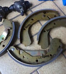 n°gd515 kit frein opel corsa A kadett E 391234b bendix neuf DPA86