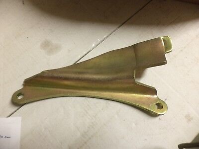 n°r132 support echappement innocenti bertone 559021407 neuf DPA86