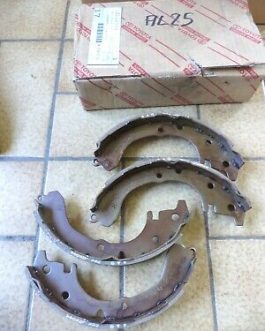 n°sa485 jeu garniture frein toyota starlet tercel 0449516032 neuf DPA86