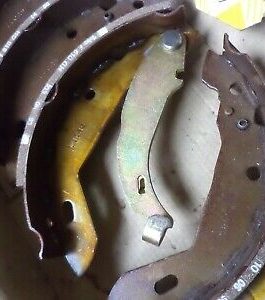 n°gd681 kit machoire frein renault super 5 7701203340 neuf n°gd681 kit machoire frein renault super 5 7701203340 neuf DPA86