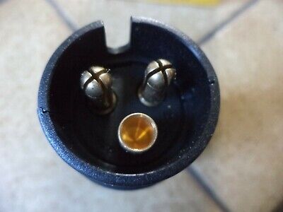 n°gd149 connecteur 3 voie 24V 8JA002263031 hella neuf DPA86