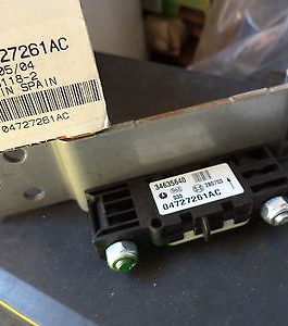 n°z346 capteur choc airbag chrysler voyager 4727261ac neuf DPA86