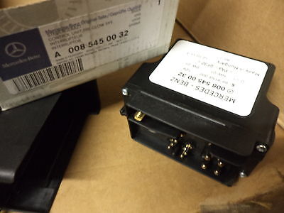 n°nc158 butoir pare choc arriere mercedes 220 w111 w112 sacred neuf DPA86