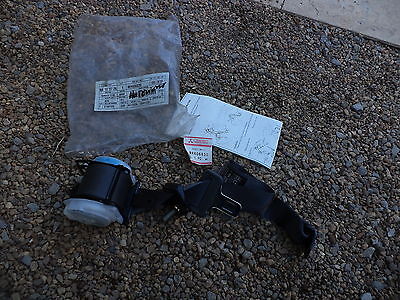 n°d449 ceinture securite mistubishi pajero ref mr606830 neuf DPA86