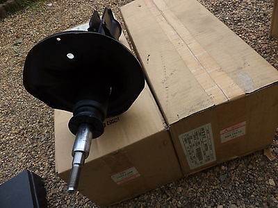 n°gm40 embout parechoc arg mitsubishi pajero ref mb831719 neuf DPA86