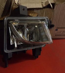 n°au9 antibrouillard droit opel vectra 13261994 1710364 neuf