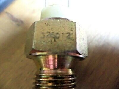 n°eu1 sonde niveau huile citroen ax bx c15 91516165 326012 neuve n°eu1 sonde niveau huile citroen ax bx c15 91516165 326012 neuve DPA86