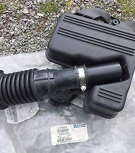 n°z814 boite air jeep cherokee 2.5 essence 53030982 neuf DPA86