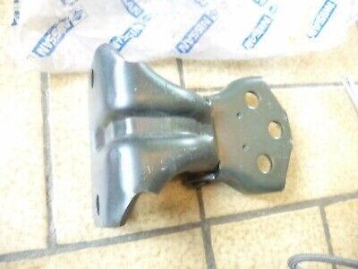 n°nc103 charniere porte avg nissan serena 804201c410 neuve n°nc103 charniere porte avg nissan serena 804201c410 neuve DPA86