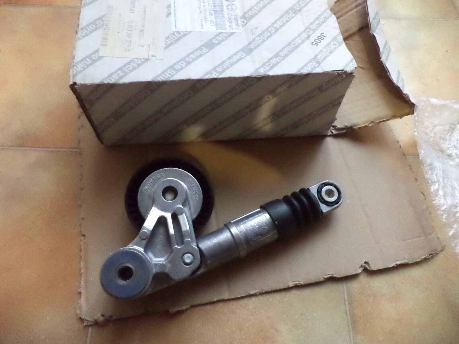 n°ac5 tendeur courroie alfa romeo 159 brera 51837698 neuf DPA86