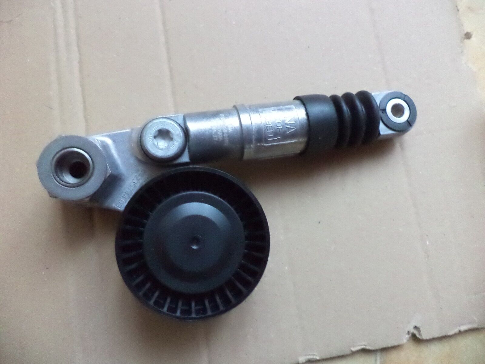 n°ac5 tendeur courroie alfa romeo 159 brera 51837698 neuf DPA86