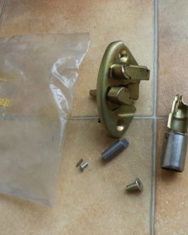 n°rt93 serrure hayon renault r4 F4 7701452837 neuve DPA86