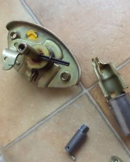 n°rt93 serrure hayon renault r4 F4 7701452837 neuve DPA86