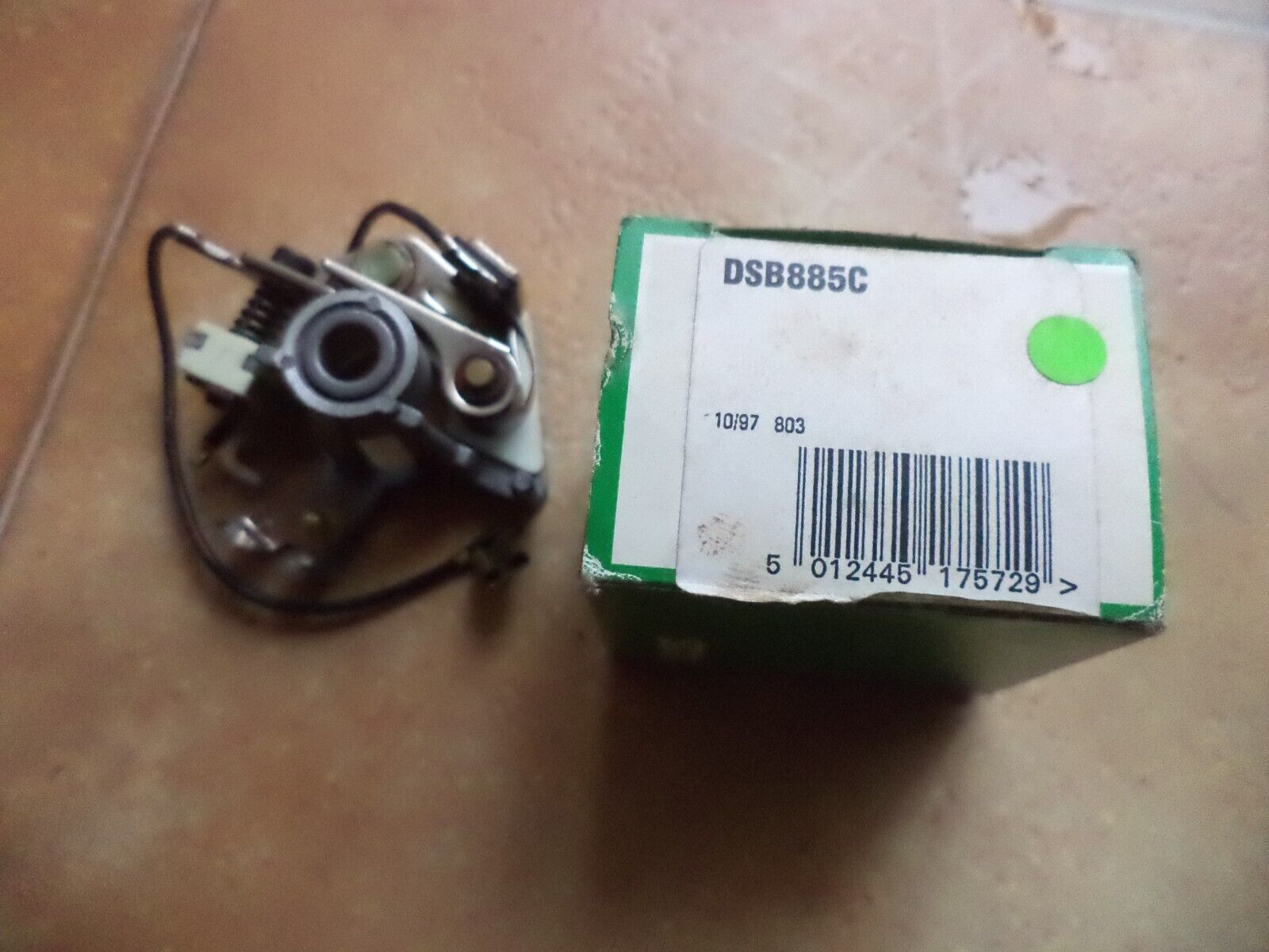 n°ce233 vis platine allumage renault r11 r9 r4 dsb885C 7701030506 neuf DPA86