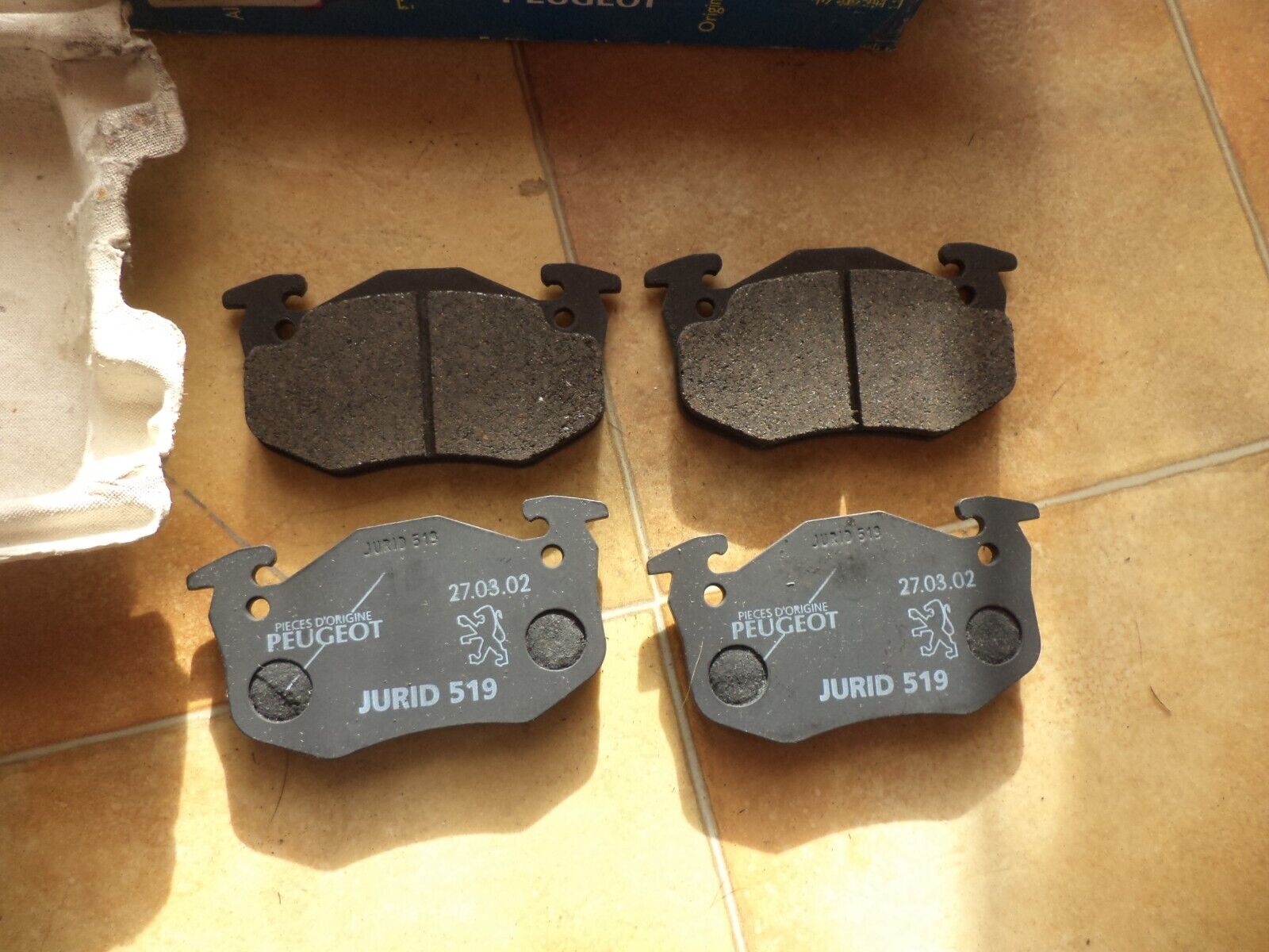 n°pb44 jeu plaquette ar peugeot 205 gti r11 turbo gt turbo 425148 neuf n°pb44 jeu plaquette ar peugeot 205 gti r11 turbo gt turbo 425148 neuf DPA86