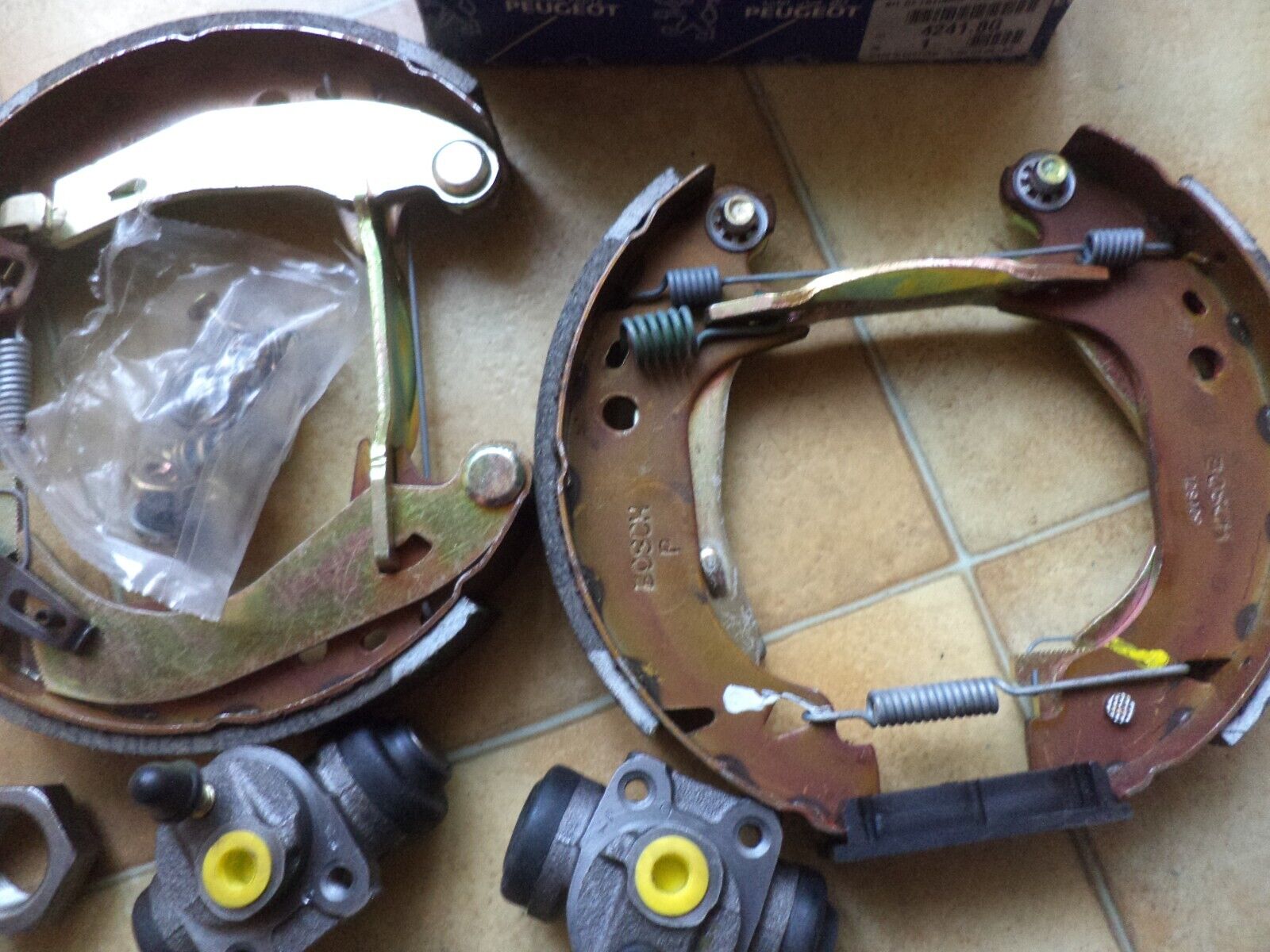 n°pb55 kit frein ar peugeot 106 bendix 42418g neuf DPA86