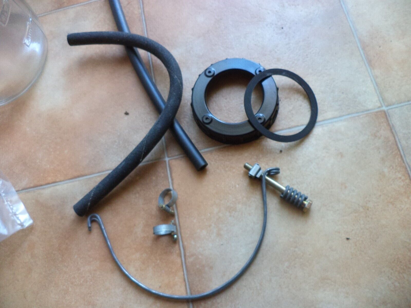 n°rt123 vase expansion verre renault r3 r4 r5 r6 0996084300 77013488022 neuf DPA86