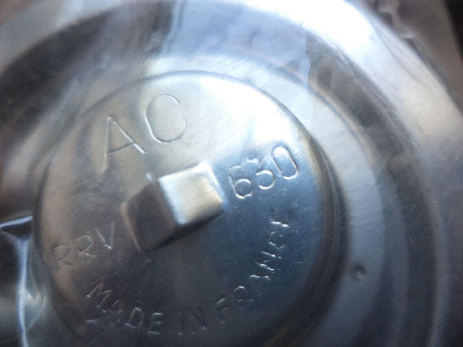 n°rt123 vase expansion verre renault r3 r4 r5 r6 0996084300 77013488022 neuf DPA86