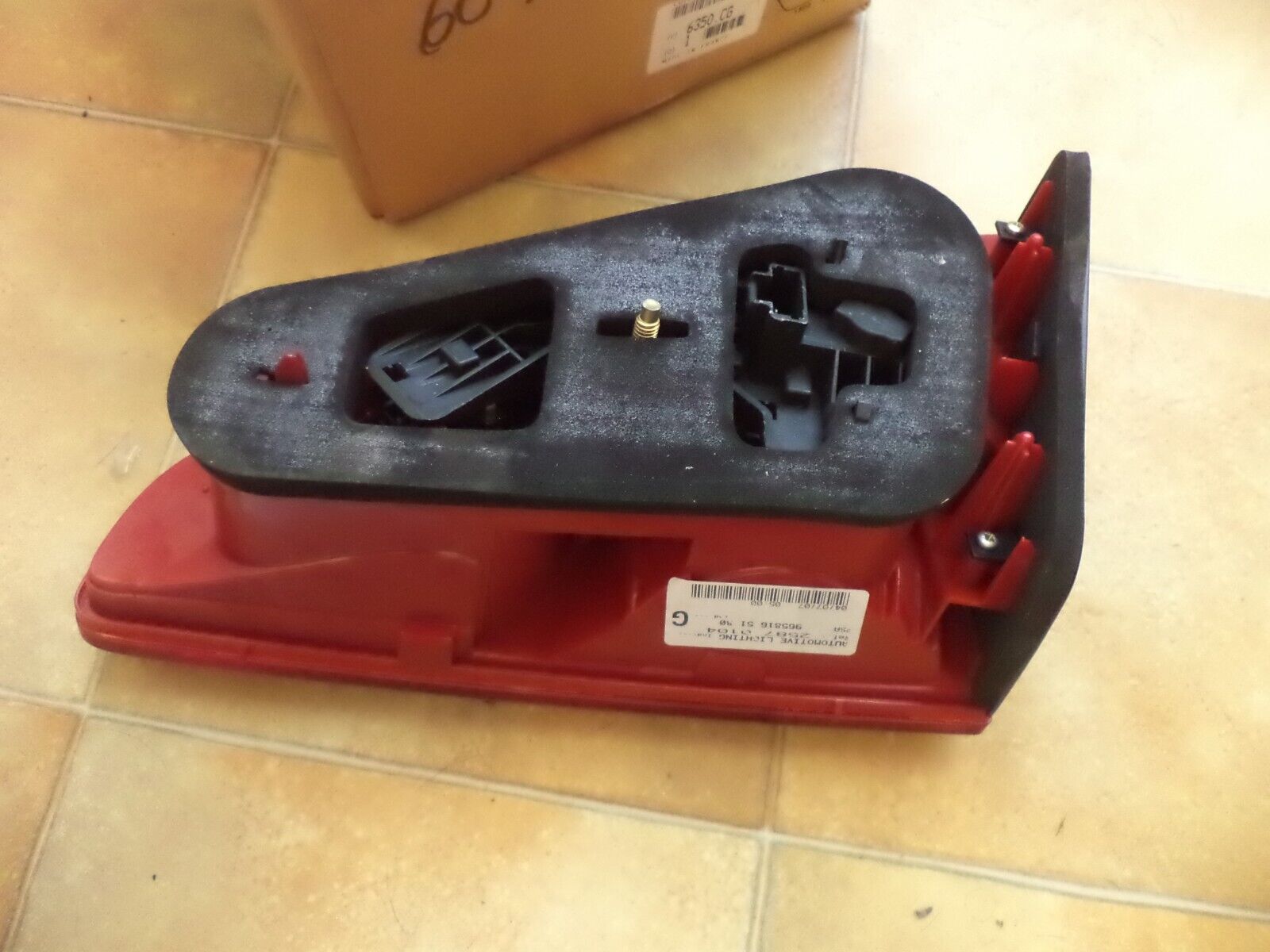 n°pb91 feu coffre arg peugeot 607 6350CG neuf DPA86