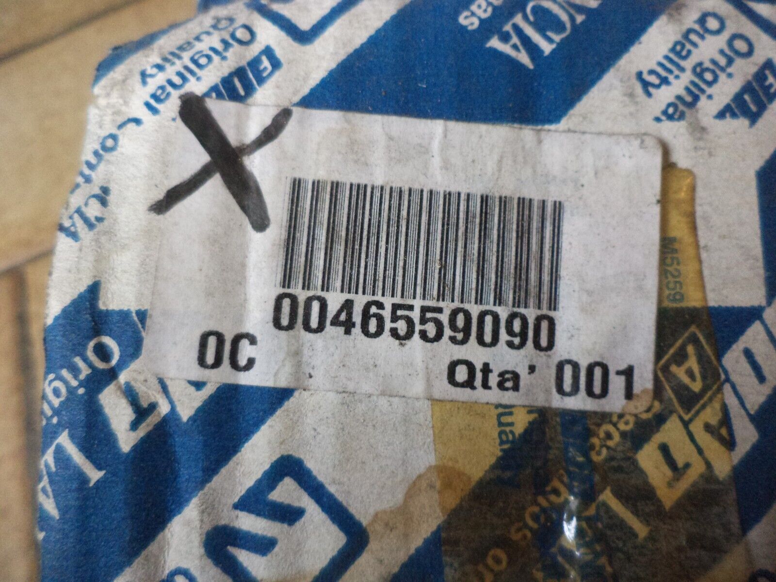 n°fc61 serrure hayon fiat punto 2 46559090 occasion DPA86