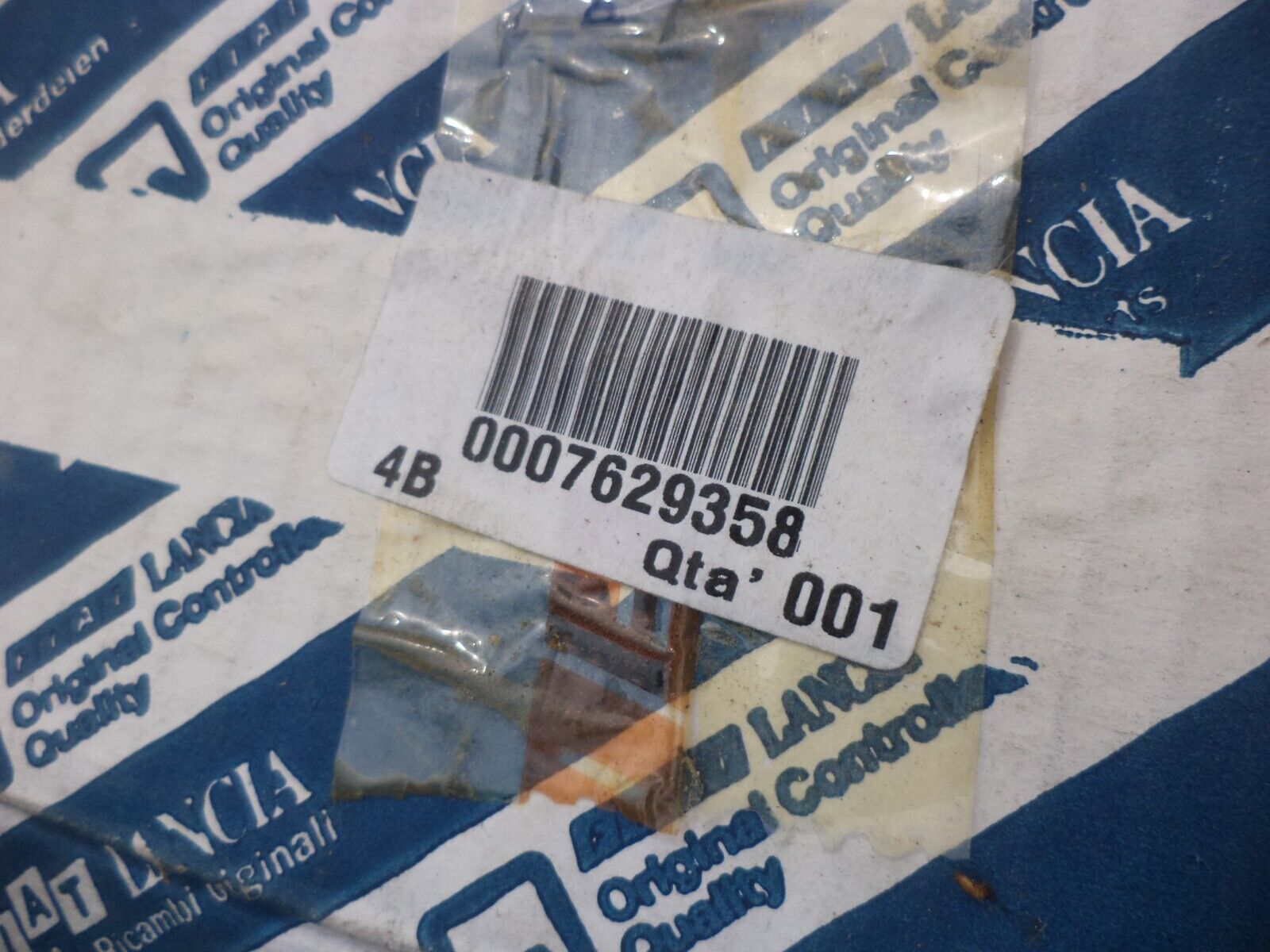 n°fc46 feu arg fiat cinquecento 7629358 neuf endommagé DPA86