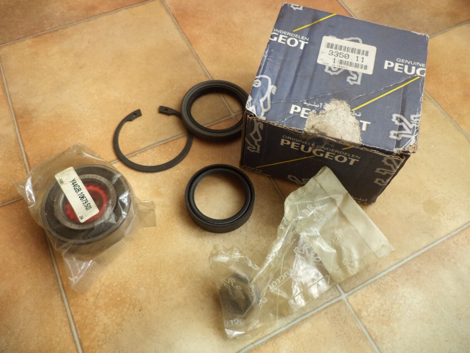 n°pb7 kit roulement av citroen lna c15 visa 104 samba 335011 neuf DPA86