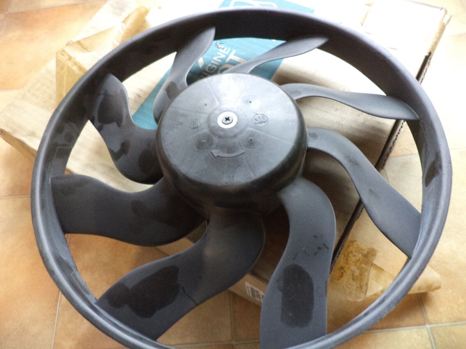 n°pb121 ventilateur moteur peugeot 306 1250F6 neuf DPA86