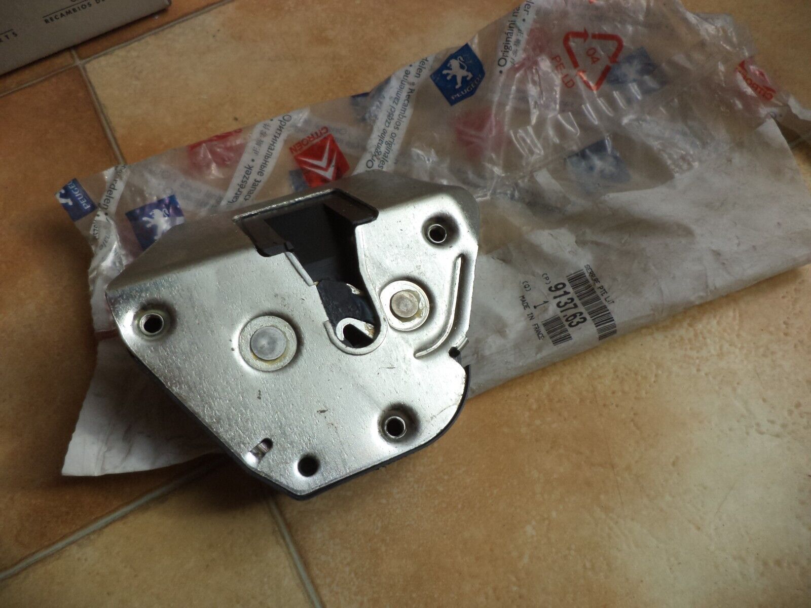 n°pb19 commodo clignotant citroen xantia evasion 806 605 625367 neuf DPA86