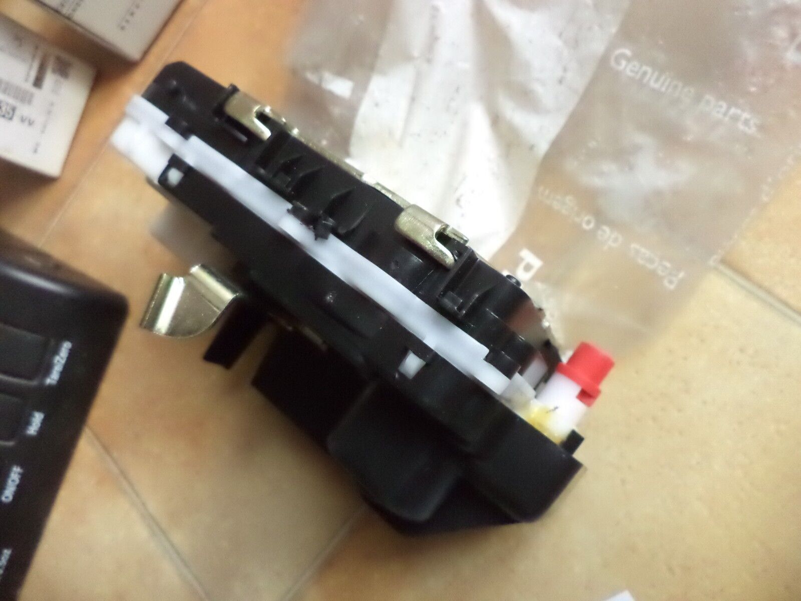 n°pb20 serrure porte arg peugeot 307 913786 neuve DPA86