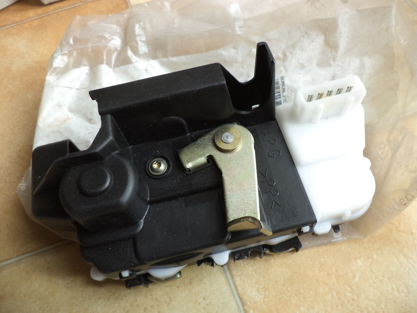 n°pb20 serrure porte arg peugeot 307 913786 neuve DPA86