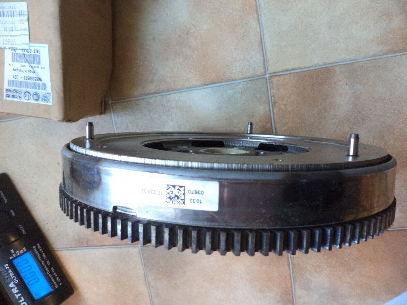 n°ac10 volant moteur bi masse fiat 500 panda mito 55266573 neuf DPA86