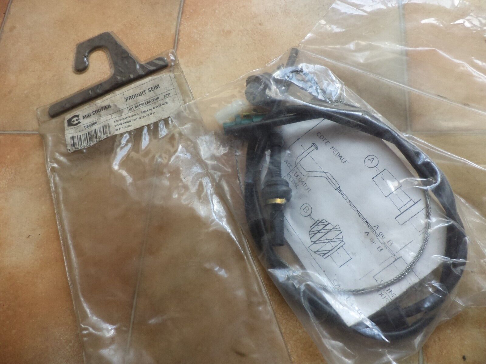 n°pb189 cable accelerateur Volkswagen golf 084360 seim neuf DPA86