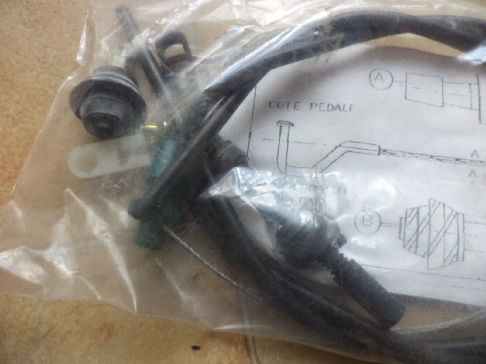 n°pb189 cable accelerateur Volkswagen golf 084360 seim neuf DPA86