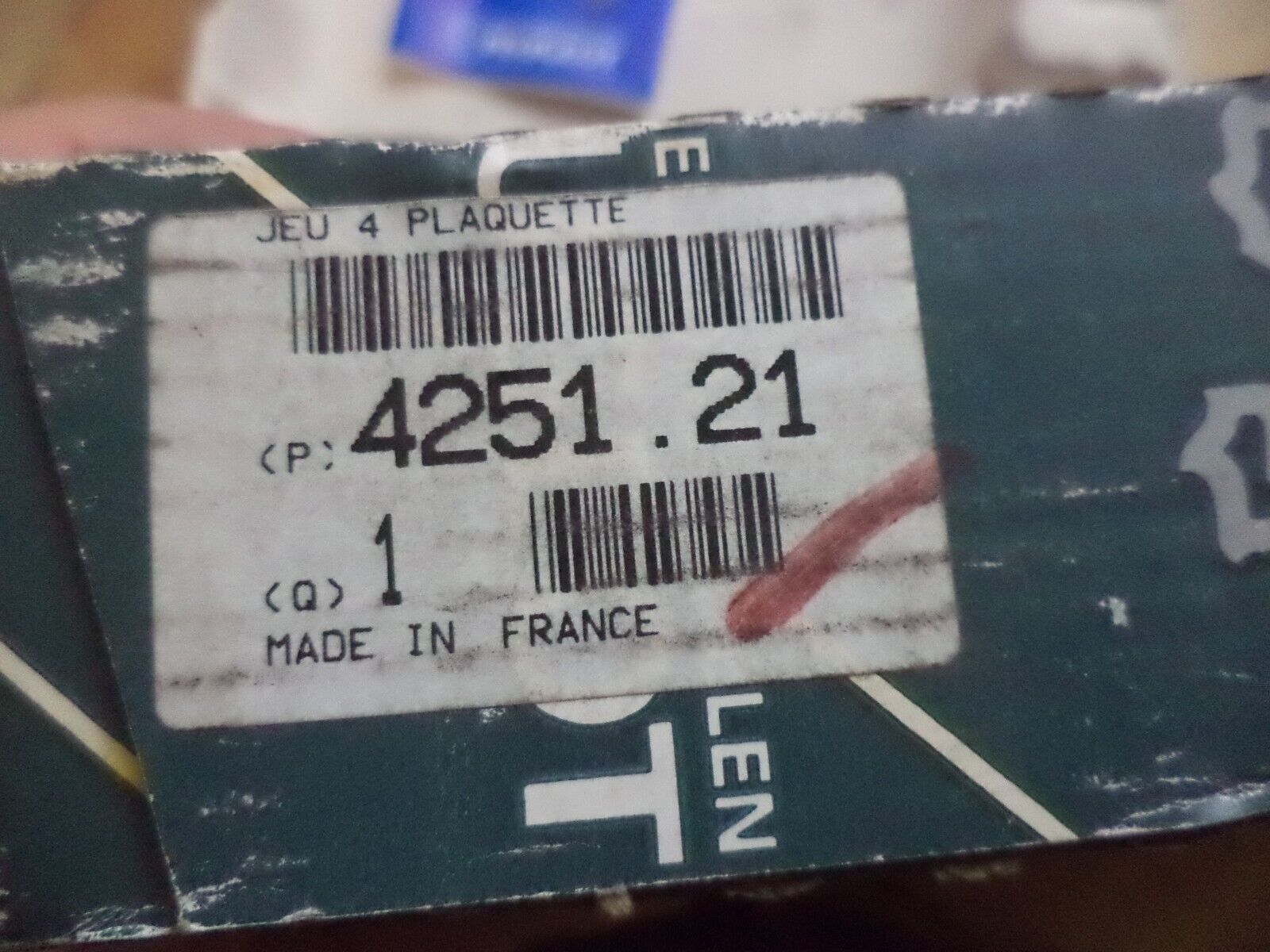 n°pb137 jeu plaquette av peugeot 205 gti 425121 neuf DPA86