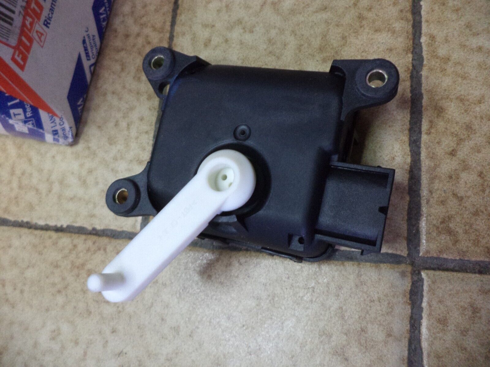 n°gd483 clignotant avd lancia ypsilon 37140748 neuf DPA86