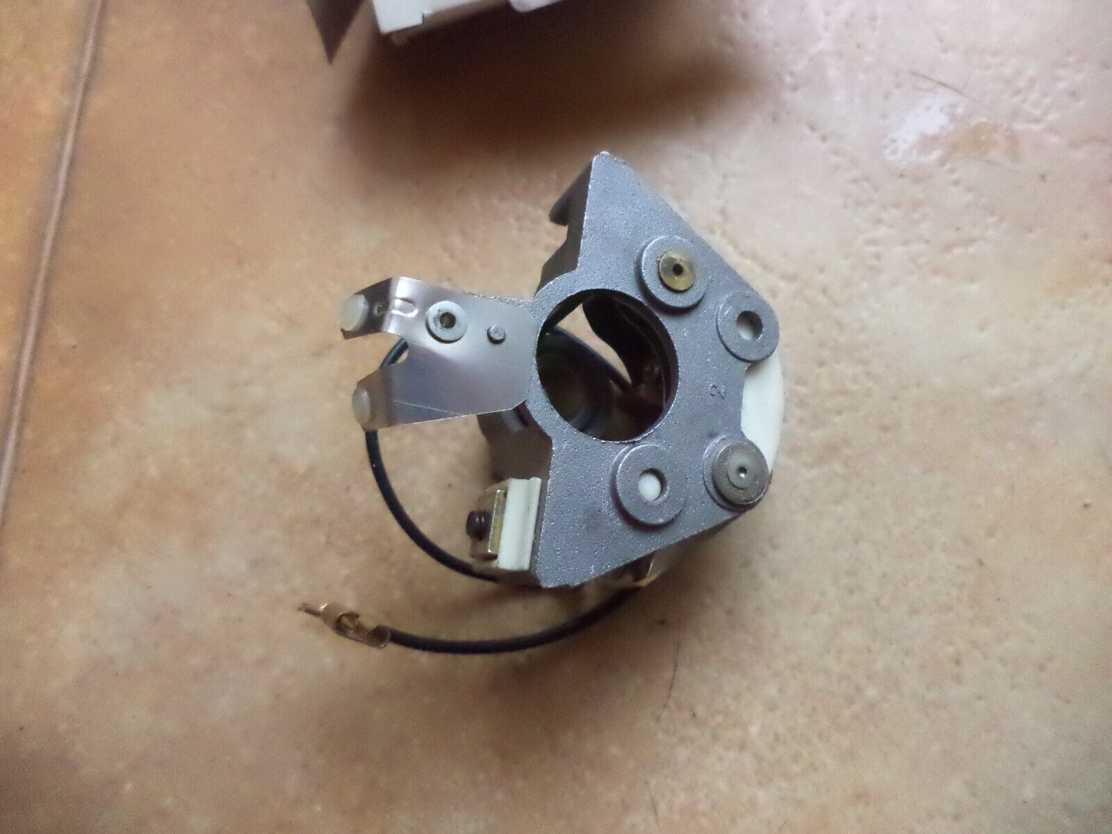 n°ce242 vis platine allumage fiat uno a112 0340100730 KS730 neuf DPA86