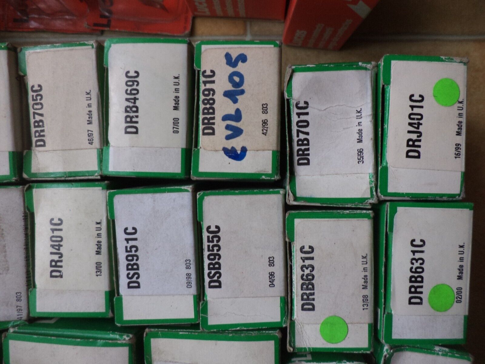 n°ce247 lot 63 doigt condenseur contacteur allumage neuf DPA86