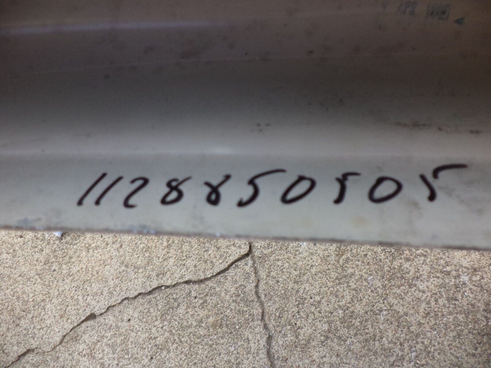 n°e637 crosse embout pare choc arg mercedes w111 w112 1128850505 neuf DPA86