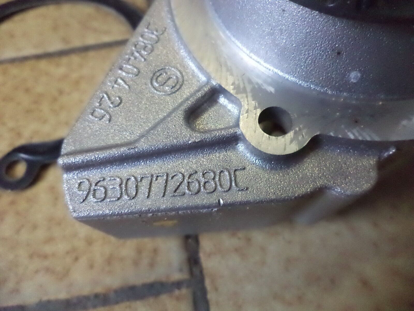 n°fc16 pompe eau fiat ducato ulysse 9569147388 neuf DPA86