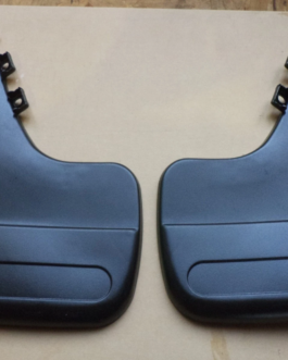 n°j7 bavette arriere peugeot 106 xsi 205 806 expert 9603g1 neuve DPA86