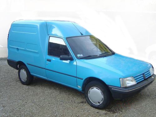 n°j7 bavette arriere peugeot 106 xsi 205 806 expert 9603g1 neuve DPA86