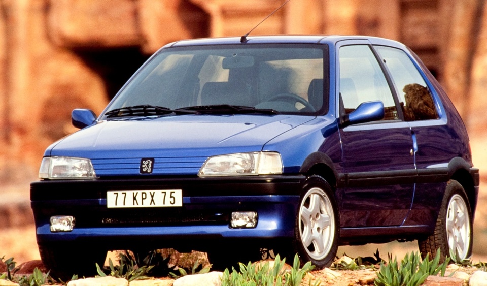 n°j7 bavette arriere peugeot 106 xsi 205 806 expert 9603g1 neuve DPA86