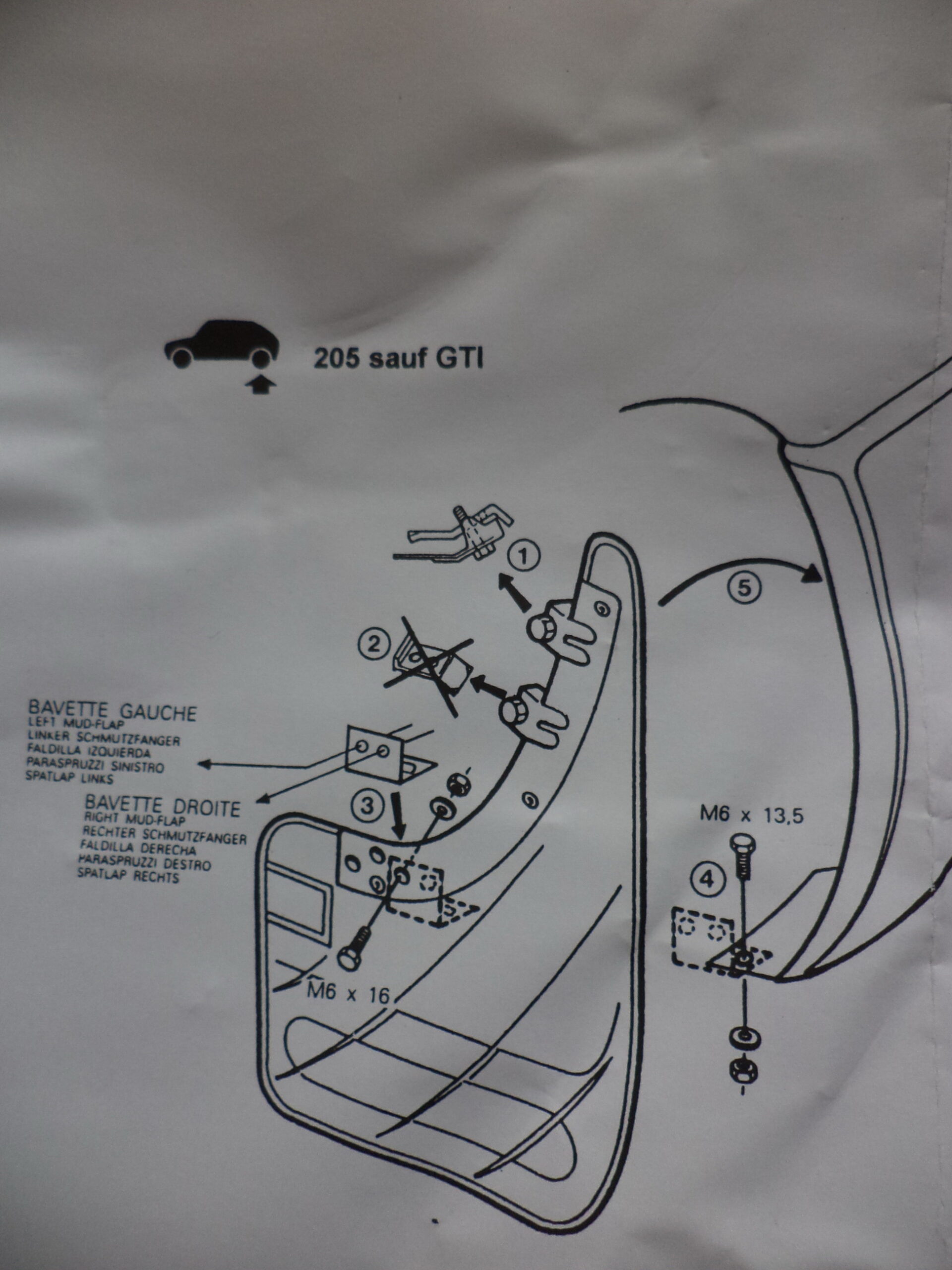 n°j7 bavette arriere peugeot 106 xsi 205 806 expert 9603g1 neuve DPA86