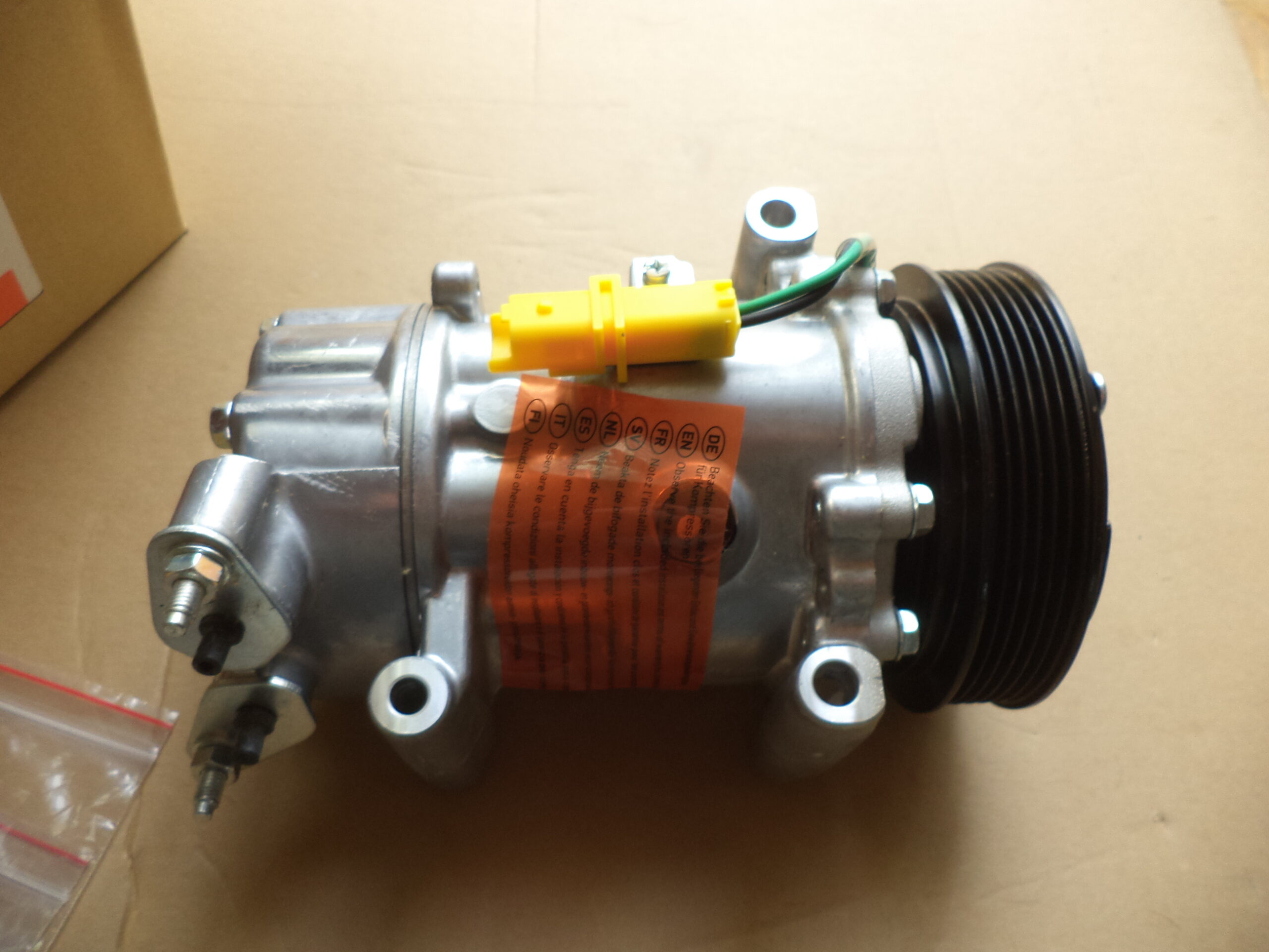 n°he10 compresseur climatisation citroen c2 c3 nemo 1007 bipper 8fk351322791 neuf DPA86